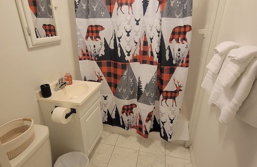 Andover Apartment | Ideal Retreat in Andover, Ohio - Near Pymatuning State Park