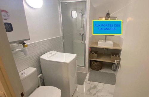 Le Redon Apartment | Vrbo Property