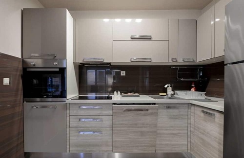 Centar Apartment | Cozy Simonovski Apartment 3: Family & Pet-Friendly Stay