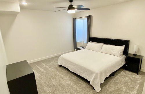 South Jordan House | Top-Rated Urban River Suite with Spa and Breakfast Included