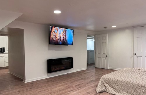 Forestview Apartment | Modern Accommodation with Kitchen & Private Amenities