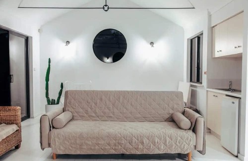 Marybrook House | Relaxing Sandcastles Holiday Home with Private Beach Access