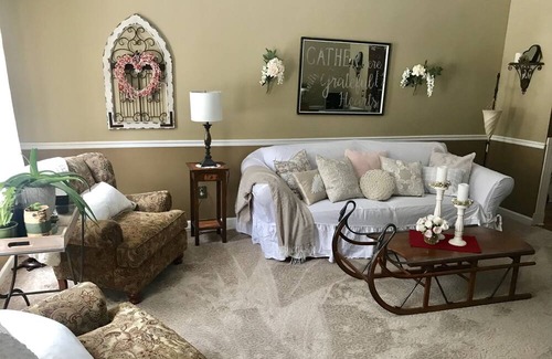 Gansevoort House | Belmont Stakes Availability! Large family home with pool-golf course community