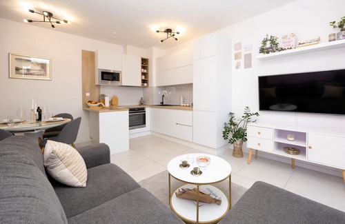 Mejasi Apartment | Modern and tasteful apartment on the outskirts of Split.