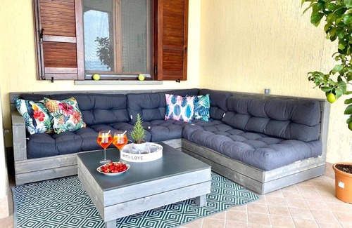 Aer Apartment | Cozy Apartment 'Elisa' with Lake View & Private Terrace