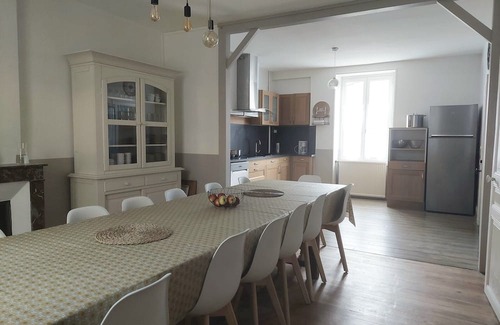 Argenton-sur-Creuse Cottage | Spacious Gite in Argenton-sur-Creuse for 15 Guests