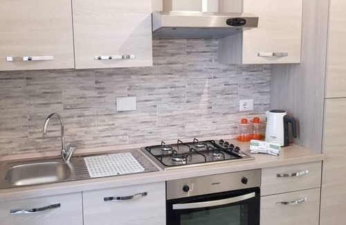 Universita Apartment | Family-Friendly Retreat at New Tiburtina 3 Hotel