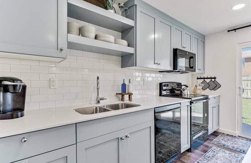 Orem House | Relaxing Oasis Retreat with Private Hot Tub Near Freeway
