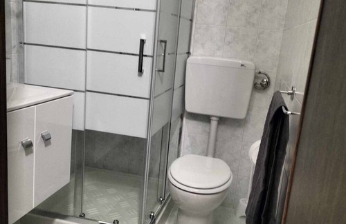 Maniago Apartment | Pet-Friendly Getaway at SIM Residence for the Whole Family