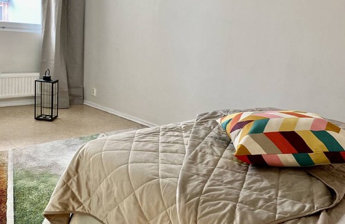 Kallio Apartment | Discover the Heart of Hakaniemi - Pet Friendly Retreat