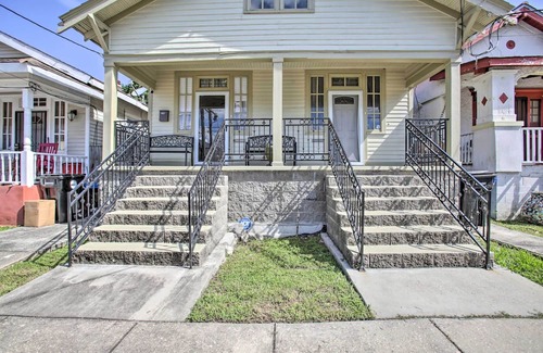 Freret Cottage | Family-Friendly Uptown Nola Abode Near French Quarter