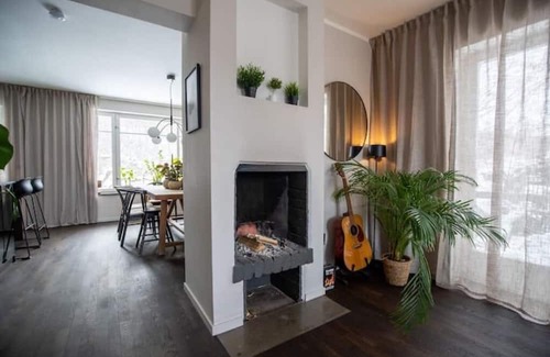 Kyrkviken House | Charming, spacious townhouse 10-15 mins from city