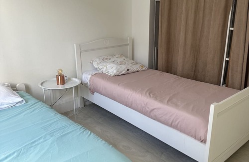 Plaisir Apartment | Appartement Accès Gare Plaisir Grignon