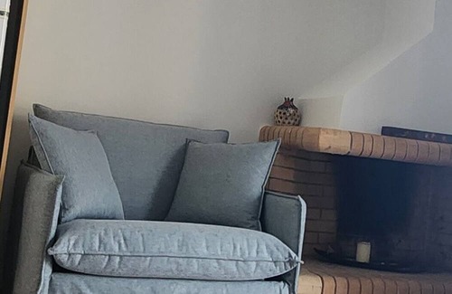 Paralio Astros Apartment | Great location, only 100m from beach.