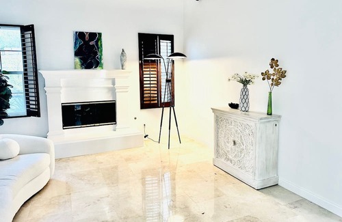 Coto de Caza House | Elegant Spanish Hacienda with Child-Friendly Amenities