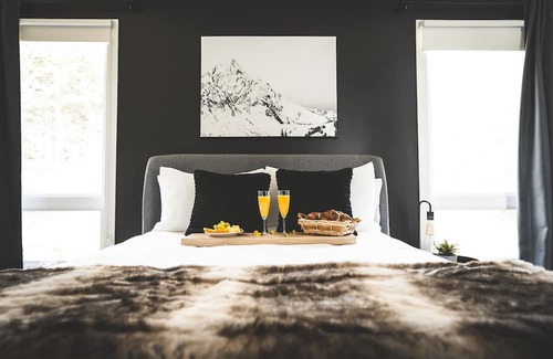Saint-Joseph-de-la-Rive Ski Chalet | Discover Le Contemporain Charlevoix: Spa, River & Serenity