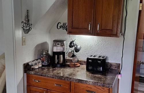 Battle Creek House | Perfect Stay: Pet and Child Friendly Amenities Await!