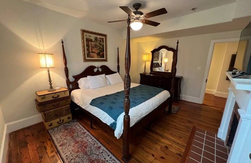 Culpeper House | Old Red in downtown Culpeper VA