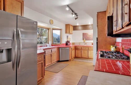Whispering Forest Cabin | Discover Mt Verdi Mountain Manor: A Family-Friendly Cabin