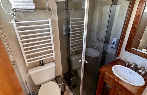 Martinez Apartment | Bright and Inviting Apartment with Spa in North Zone