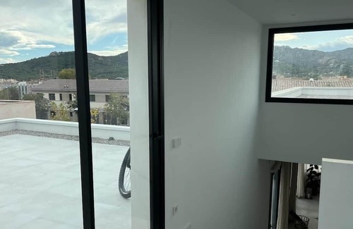 Santa Cristina de Aro House | Discover a Centrally Located New Villa with Pool & Spa