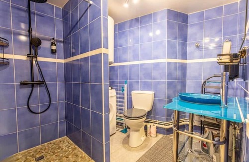 Riom Apartment | Cozy Studio Rue Grenier in Riom with Child-Friendly Amenities