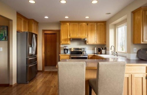 Mount Vernon House | Family-Friendly Retreat at Tulip County Home with Kitchen
