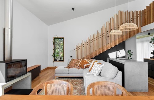 Trevallyn House | Elegant Haven in the Heights with Scenic Views & Family Amenities