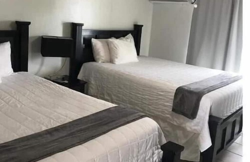 Jimmy Hill Apartment | Flamingo suite Ocean Front Exuma Palms Resort!
