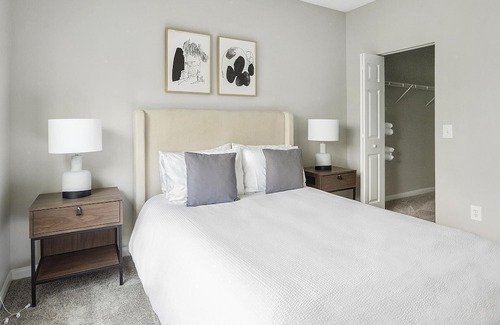 Sanford Apartment | Modern Apartment with Kitchen in Prime Location Awaits