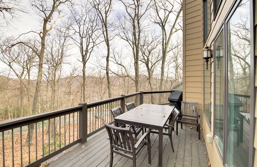 Pedlars Edge Cottage | Wintergreen Resort Home: Ideal Retreat Near Slopes & Trails