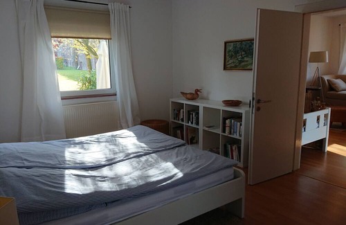 Dorp Apartment | Gemütliche Ferienwohnung auf Gutshof am Ruhrtalradweg