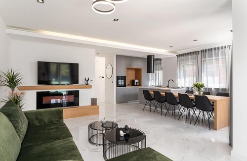 Nova Vas House | Attractive villa Diva with swimming pool lies near Porec and the sea.