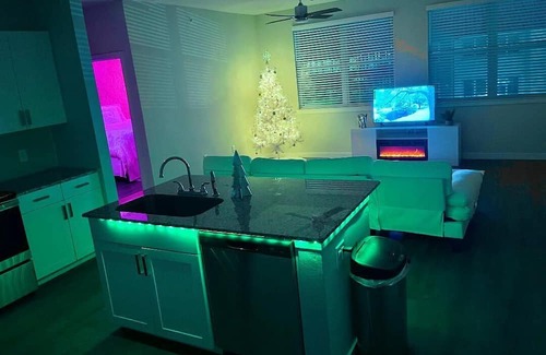 Willow Meadows/Willowbend Area Apartment | Luxury Apartment Near NRG Stadium!