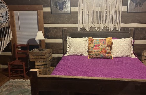 Hestand Cabin | Top-Rated Whippoorwill Hollow on Kettle Creek for Families