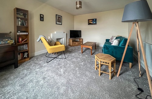 Helmsdale Cottage | Cozy Tigh Na Mara Cottage with Oceanfront Views in Helmsdale