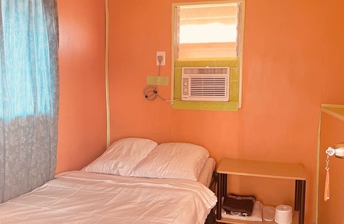 Olango Island House | Relax at Rainbow Beach Bar & Resort with Family-Friendly Amenities
