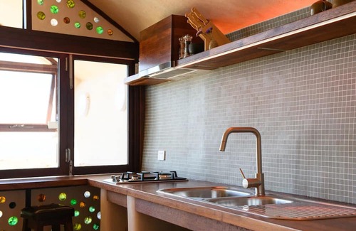 Willunga House | Exceptional EarthBnb Willunga: Family-Friendly Retreat