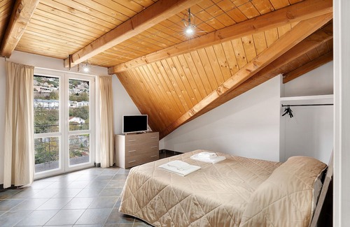 Fisciano Apartment | Cozy Apartment 'Parco San Lorenzo 2' with Balcony & Kitchen