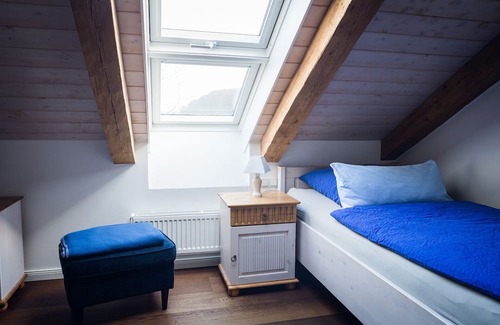 Geelbyholz Apartment | Spacious Apartment for 4 Guests in Brodersby-Goltoft