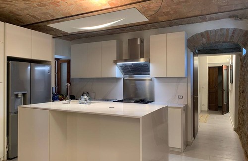 Castelnuovo Calcea Villa | Scenic Hotel with Great Views and Family-Friendly Amenities