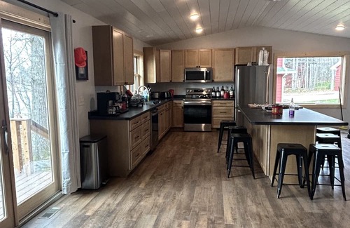Cornucopia Cabin | Cozy Lake House with ATV/Snowmobile Trails Near Bayfield