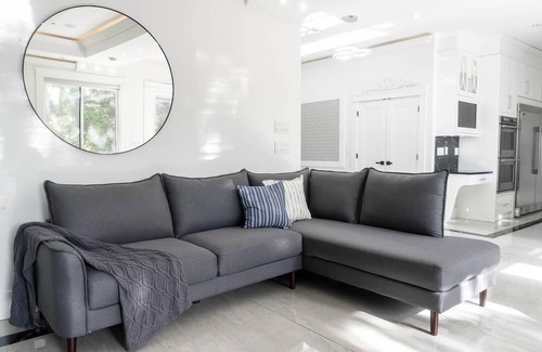 Newton Villa | Hidden Hills Luxury Estate