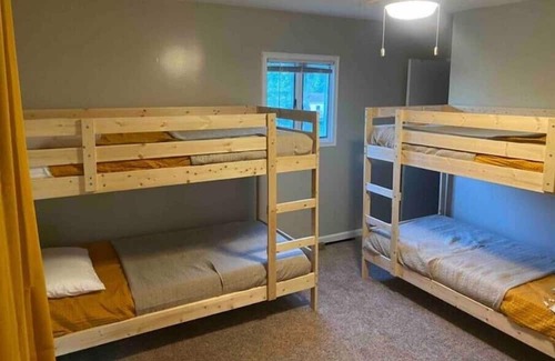 Jeffersonville - Clarksville House | Country retreat in the city.