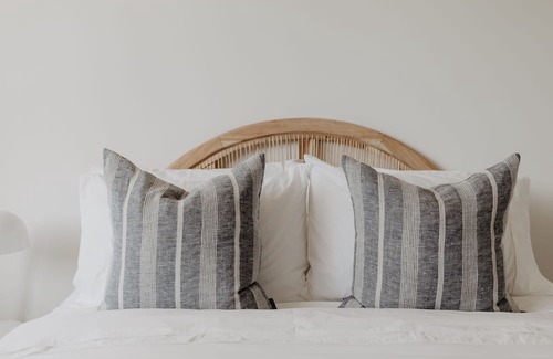 Mollymook Cabin | Relaxing Oceanfront Retreat at The Boat Abode in Mollymook