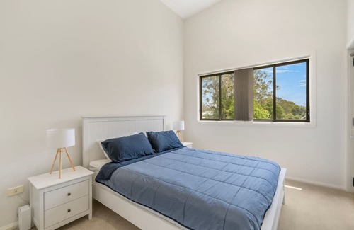 North Haven Apartment | North Heaven - Modern Apartment with Balcony & Pool Access
