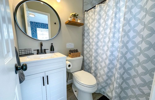 West Melbourne House | Space Coast Kasita: Relax by the Heated Pool & Hot Tub
