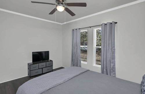 West Columbia Cottage | Charming 3 Bedroom Retreat Near USC and Downtown Columbia