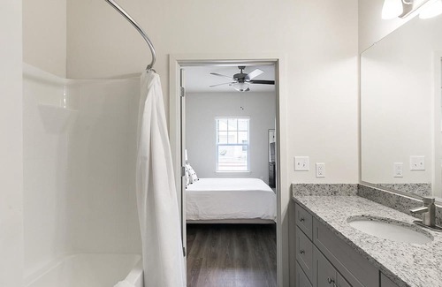 Fort Worth Apartment | Modern Apartment Near Attractions with Family-Friendly Amenities