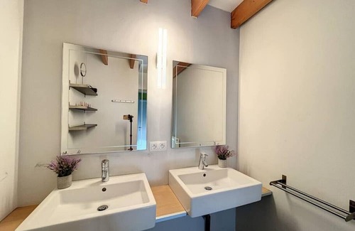 Steenkerke House | Blauwhof - Cozy Room with Breakfast & Pet-Friendly Amenities